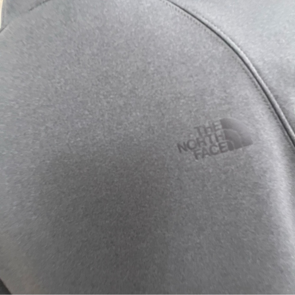 Women’s North Face Apex Risor Jacket- Color Heather Gray  Size S‎ EUC Winter - Picture 10 of 15